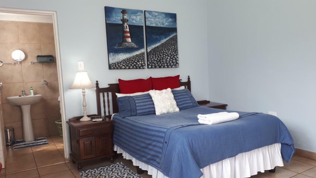 Rosegarden Guesthouse 퐁골라 외부 사진